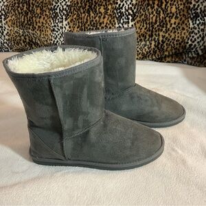 Cozy Gray Suede Boots